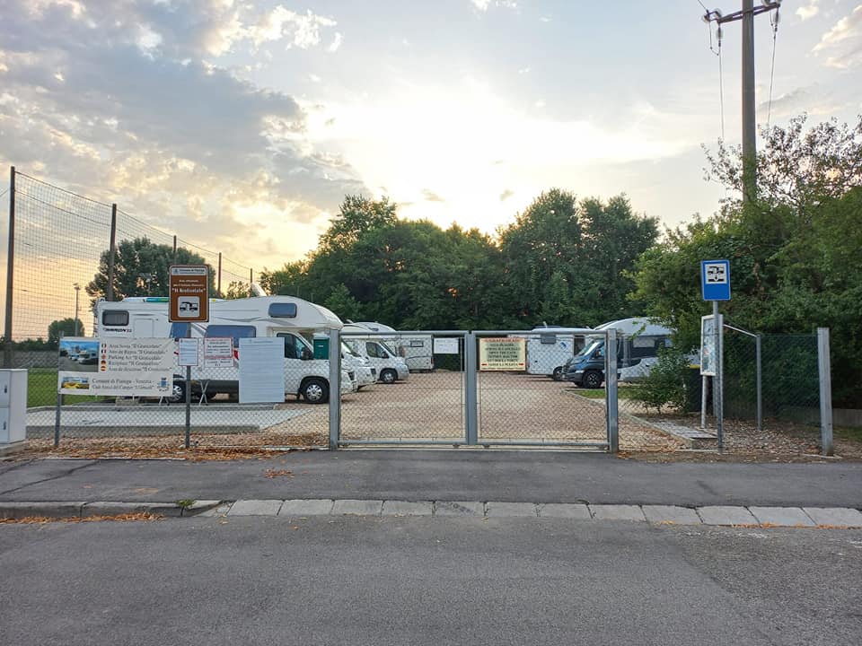 area sosta camper "il Graticolato"