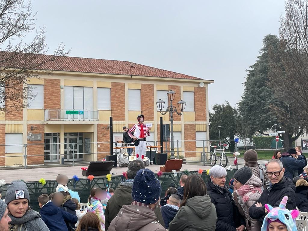 CARNEVALE NELLE PIAZZE